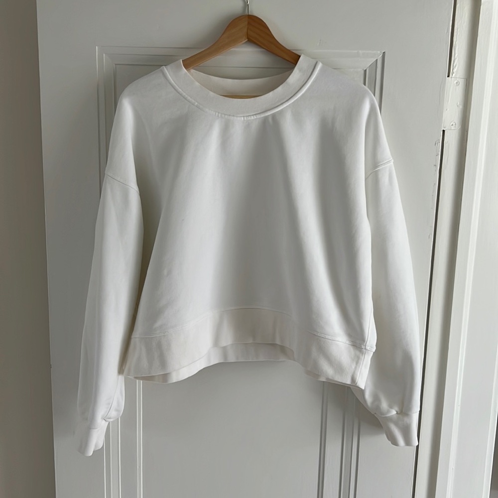 Lululemon sweatshirt